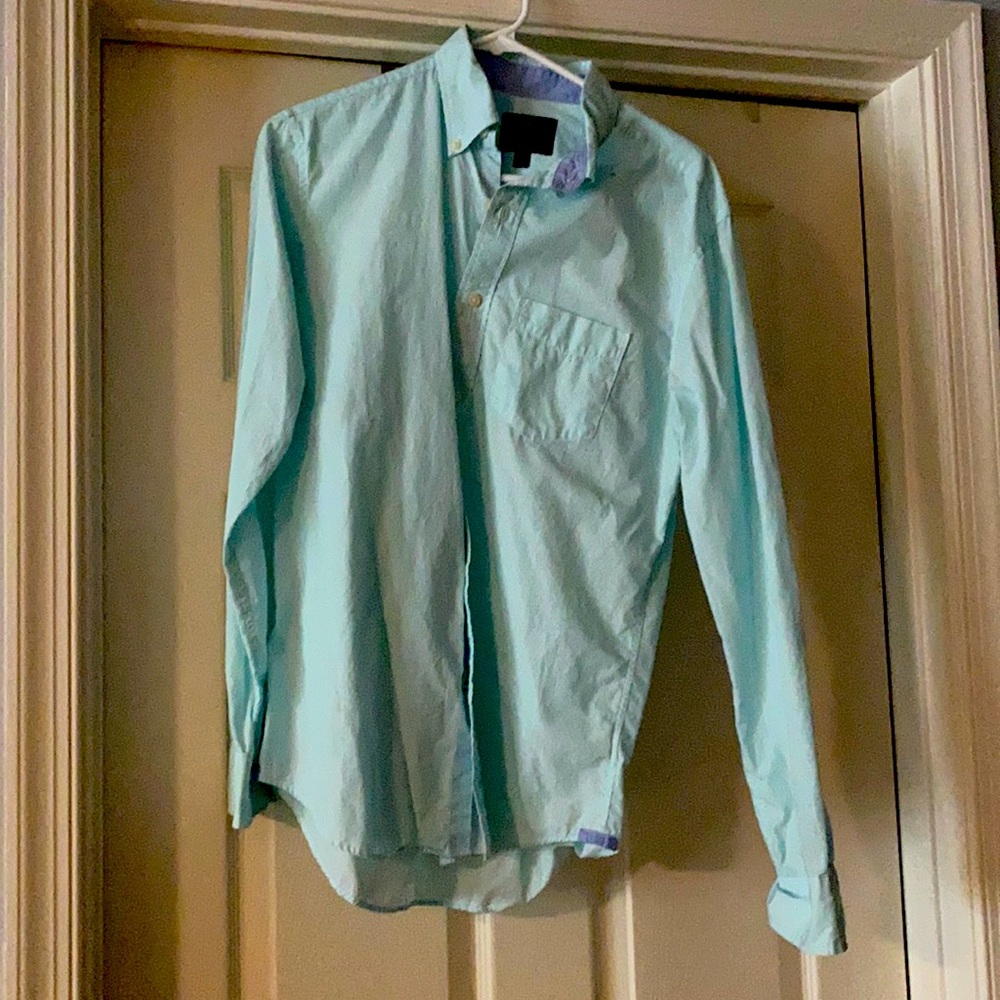 Men’s long sleeve button down